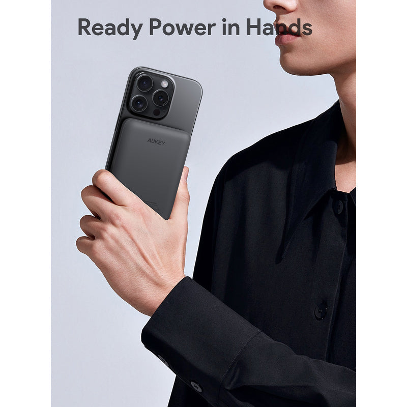 Aukey PB-MS03 MagFusion Slim 5000mAh Magnetic Wireless Charging Power Bank (Storm Gray)