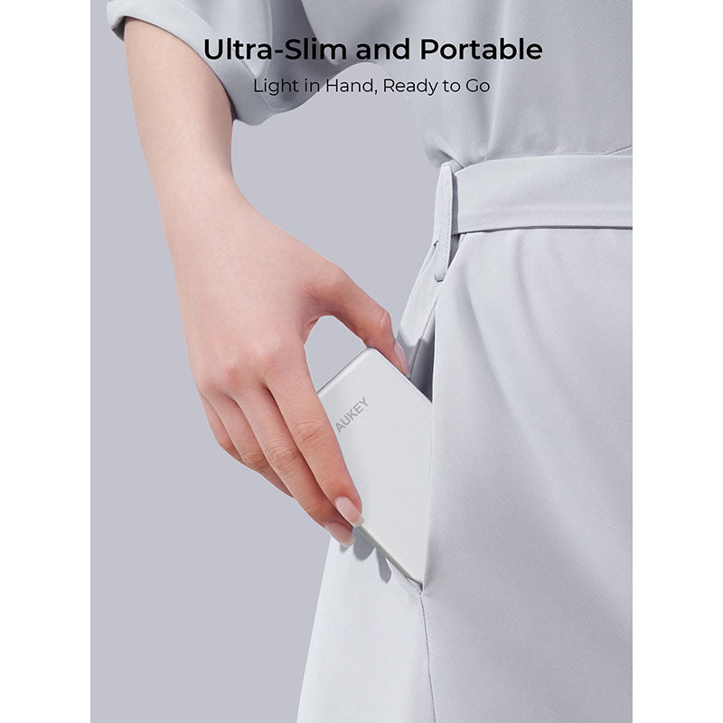 Aukey PB-MS07 MagFusion M Qi2 5000mAh Magnetic Wireless Power Bank - Silver White