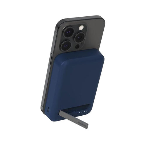 Belkin BPD008fqBL BoostCharge Pro Magnetic Power Bank with Qi2 15W 10K (Blue)