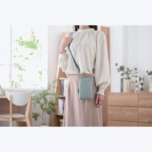 Elecom P-MAP01BU Smartphone Shoulder Pouch with Zipper (Blue)