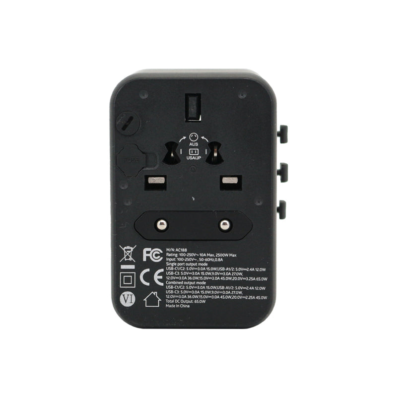 Valore PD65W Universal Travel Adaptor (AC188) - Black