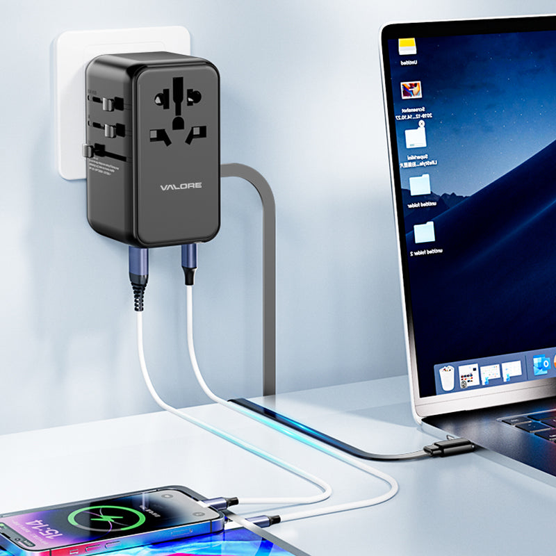 Valore PD70W Universal Travel Adaptor with Retractable Cable (UTA-002)