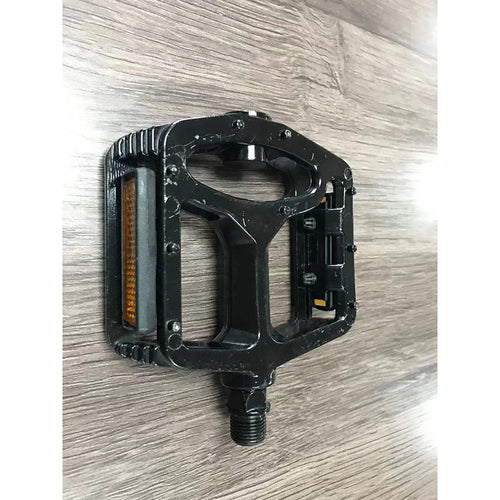 BOS+ J81 Bike Pedal With Light